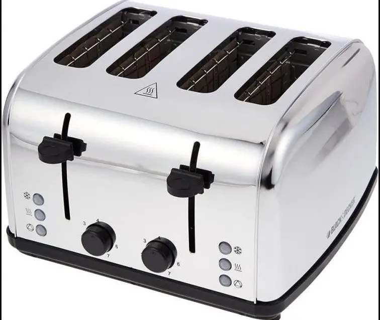 Black+Decker Et304-B5 Stainless Steel 4-Slice Toaster – Cool-Touch Design, 220V (International Voltage) 1