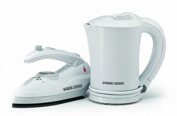 Black+Decker Tk200 Dual-Voltage Travel Kettle And Iron (110–220V) 1