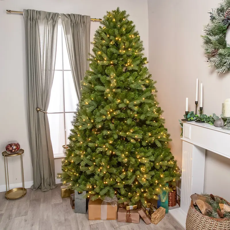 Clarendon 6.5-Foot And 7.5-Foot Pre-Lit Pe Artificial Christmas Tree 1