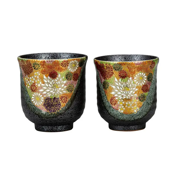 Gold-Embellished Hanazume Yunomi Teacup Set – Kutani Ware 1