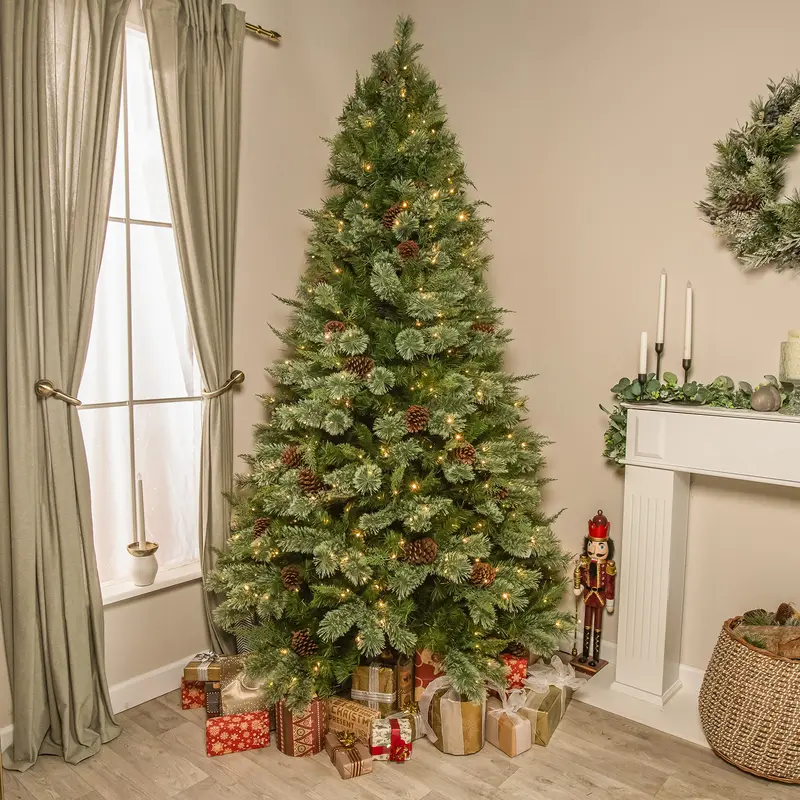 Hampton Pre-Lit Pe Artificial Christmas Tree – 6.5Ft Or 7.5Ft Options 1