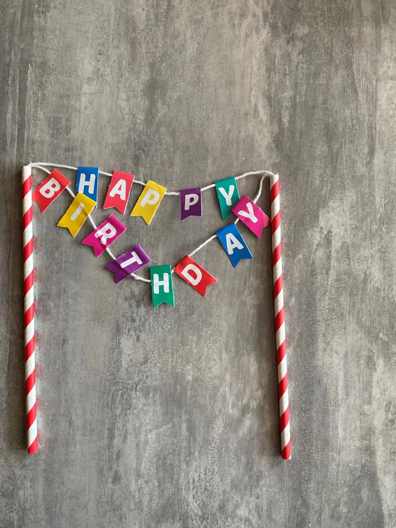 Happy Birthday Bunting Cake Topper – Charming Banner-Style Decoration 1