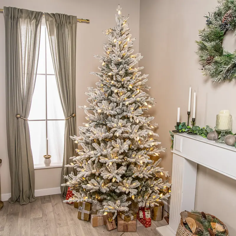 Highgrove 6.5-Foot And 7.5-Foot Pre-Lit Pe Artificial Christmas Tree 1