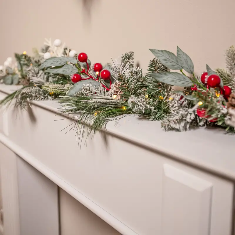 Jack Frost 6-Foot Battery-Powered Led Christmas Garland – Warm White Glow 1