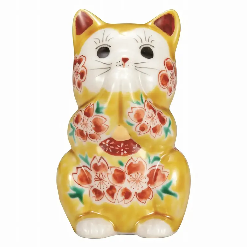 Sakura Yellow Kutani Porcelain Praying Cat – 3.2-Go Decorative Statuette 1