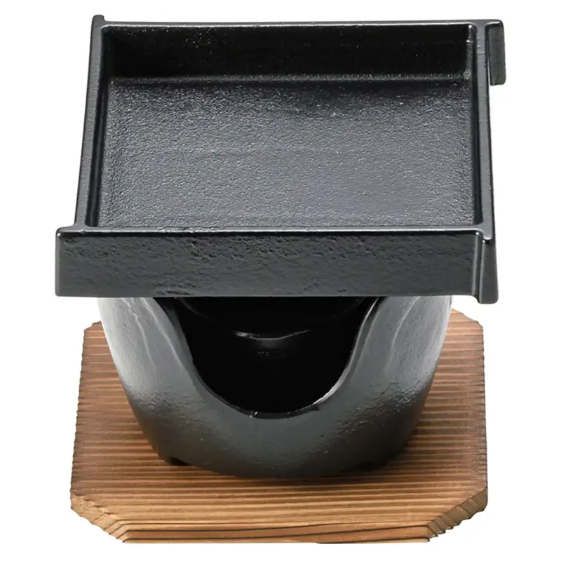 Sanwa Seiki Cast Iron Square Tabletop Grill Plate Set 1