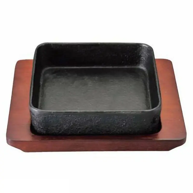 Sanwa Seiki Square Cast Iron Sizzler Platter With Wooden Stand 1