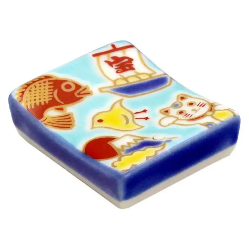 Seikou Kutani Porcelain Chopstick Rest – Engimono Lucky Symbol 1